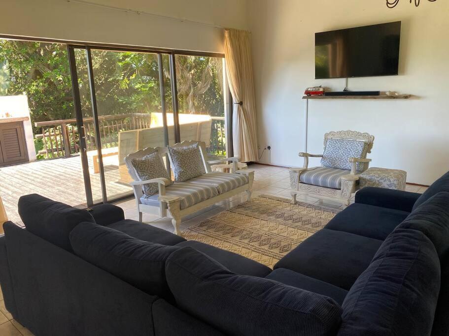 Holiday home The White House @ Cintsa Chintsa